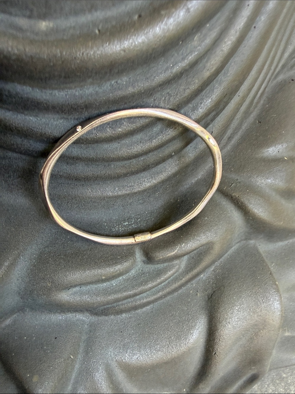 Ippolita hammered silver bangle bracelet with diamonds